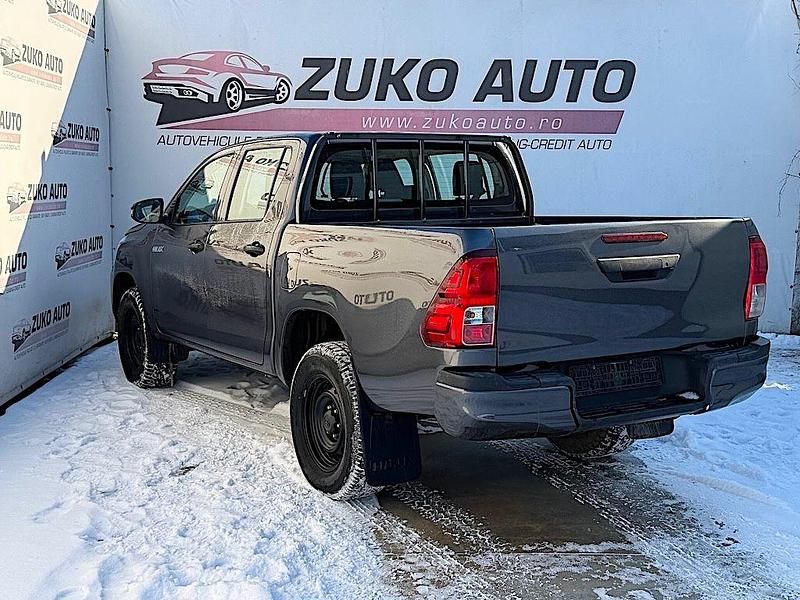 Gebraucht Toyota HiLux 150 PS (110 kW) 2021 Grau Abholung