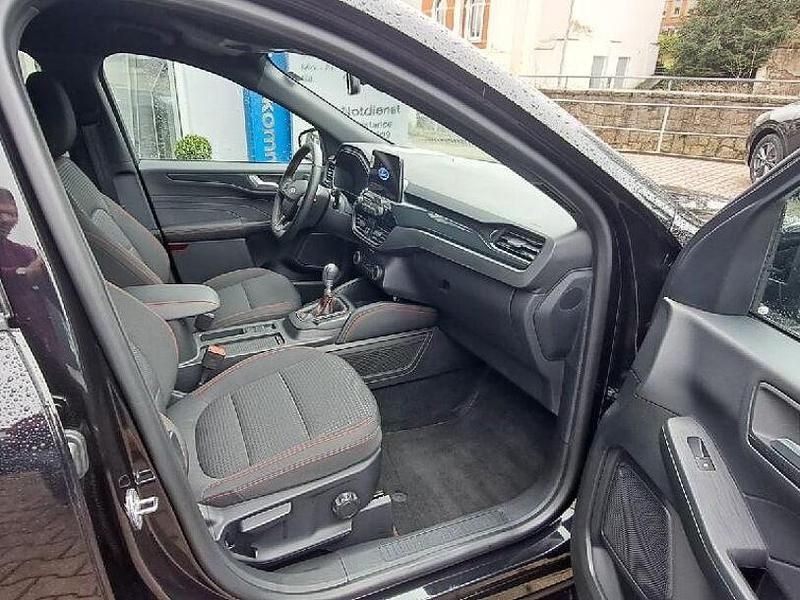 Gebraucht Ford Kuga ST-Line 120 PS (88 kW) 2021 Schwarz SUV