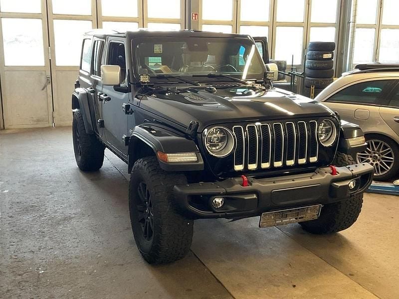 Schwarz Gebraucht 2020 Jeep Wrangler Unlimited Sahara SUV | 37.990 € (Superpreis) - Bild 1/4