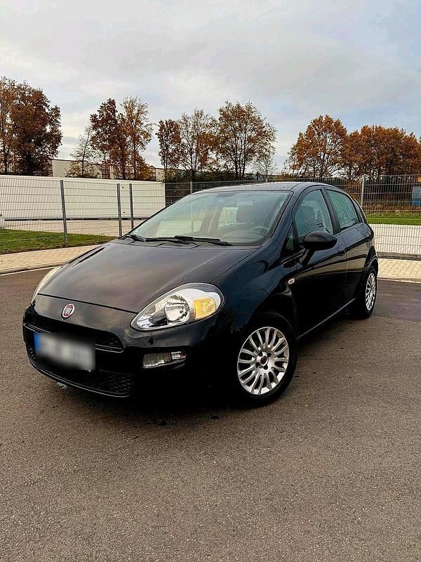 Blau Gebraucht 2013 Fiat Grande Punto Kleinwagen | 2.550 € (Fairer Preis) - Bild 1/4