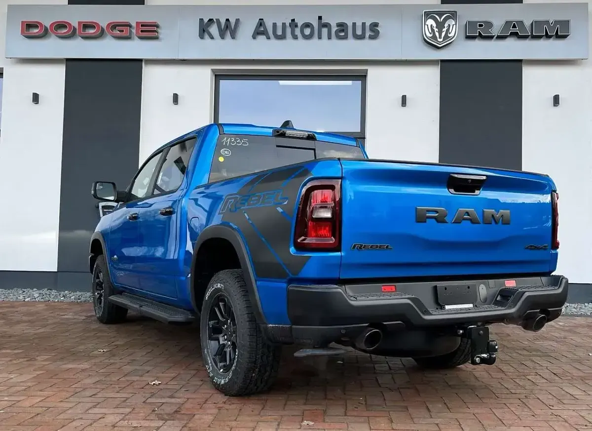 Occasion Dodge Ram 420 PK (308 kW) 2025 Blauw Pickup