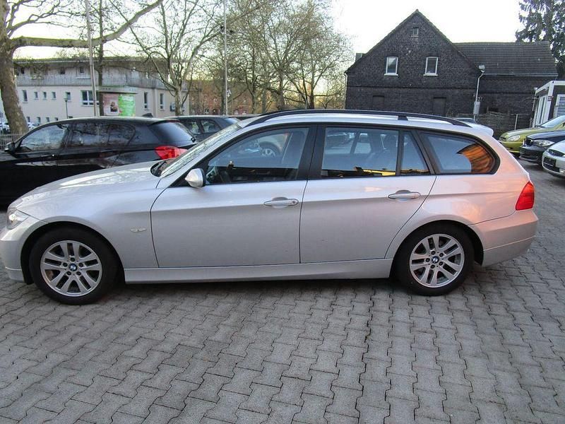 Gebraucht BMW 320 Advantage 163 PS (119 kW) 2006 Silber Kombi