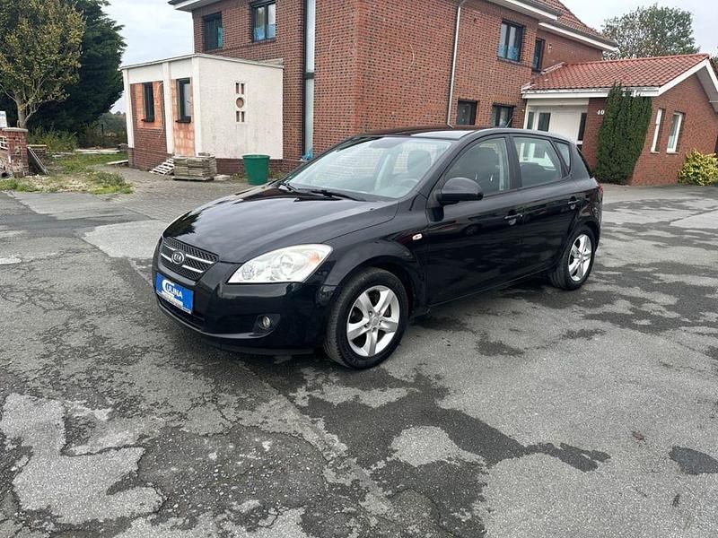 Gebraucht Kia Ceed LX 116 PS (85 kW) 2009 Schwarz Kleinwagen