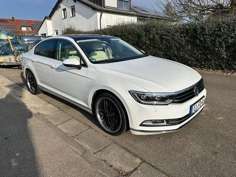 Gebraucht VW Passat Highline 179 PS (131 kW) 2018 Weiß Limousine