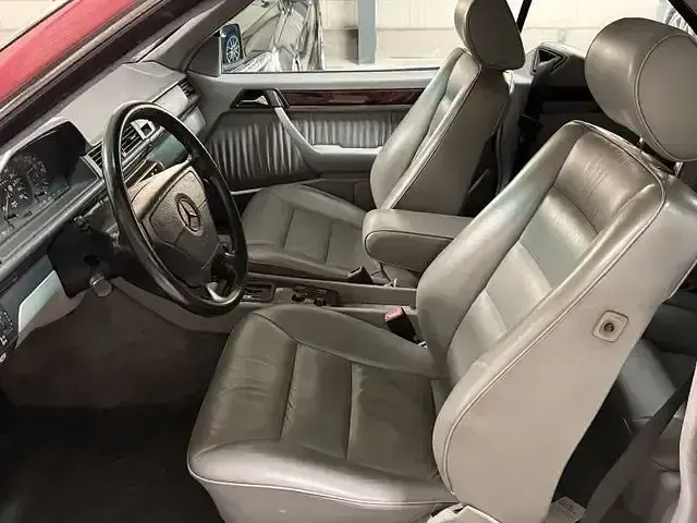 Gebraucht Mercedes 300 Sportline 220 PS (161 kW) 1992 Rot Cabrio