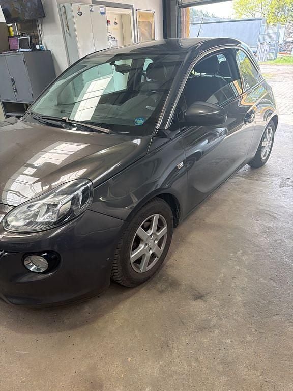 Second-hand Opel Adam 101 CP (74 kW) 2013 Maro Hatchback