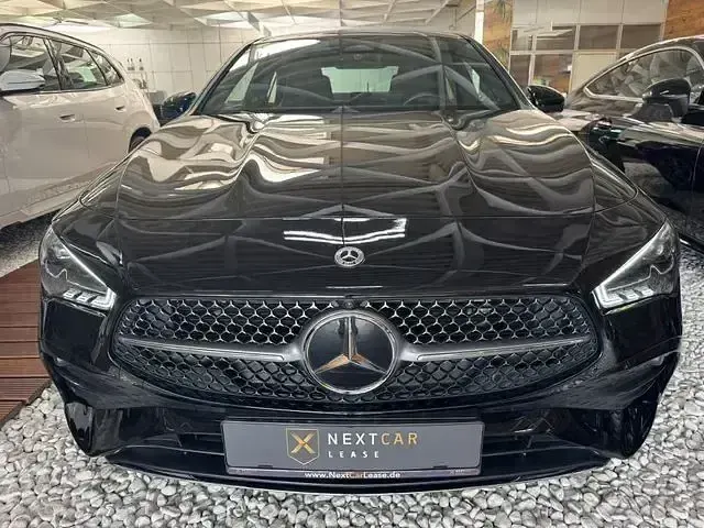 Gebraucht Mercedes CLA220 AMG 190 PS (139 kW) 2024 Schwarz Coupé