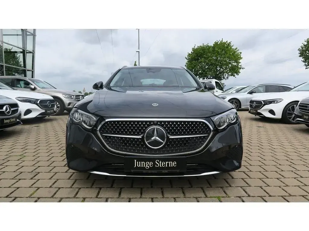 Brugt Mercedes E220 Advanced 197 HK (144 kW) 2025 Grå Sedan