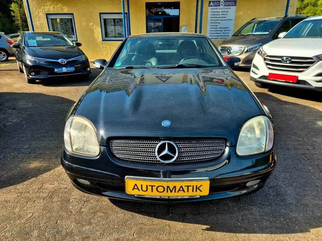 Gebraucht Mercedes SLK200 163 PS (119 kW) 2002 Schwarz Cabrio