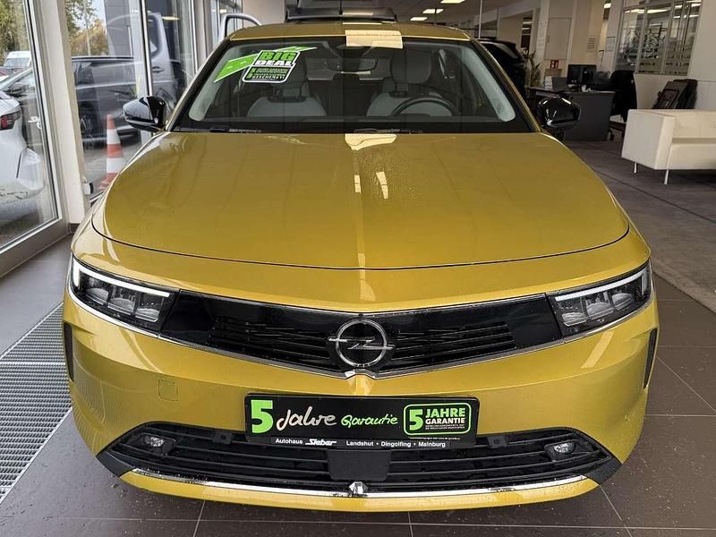 Gebraucht Opel Astra Edition 181 PS (133 kW) 2022 Kult gelb Limousine