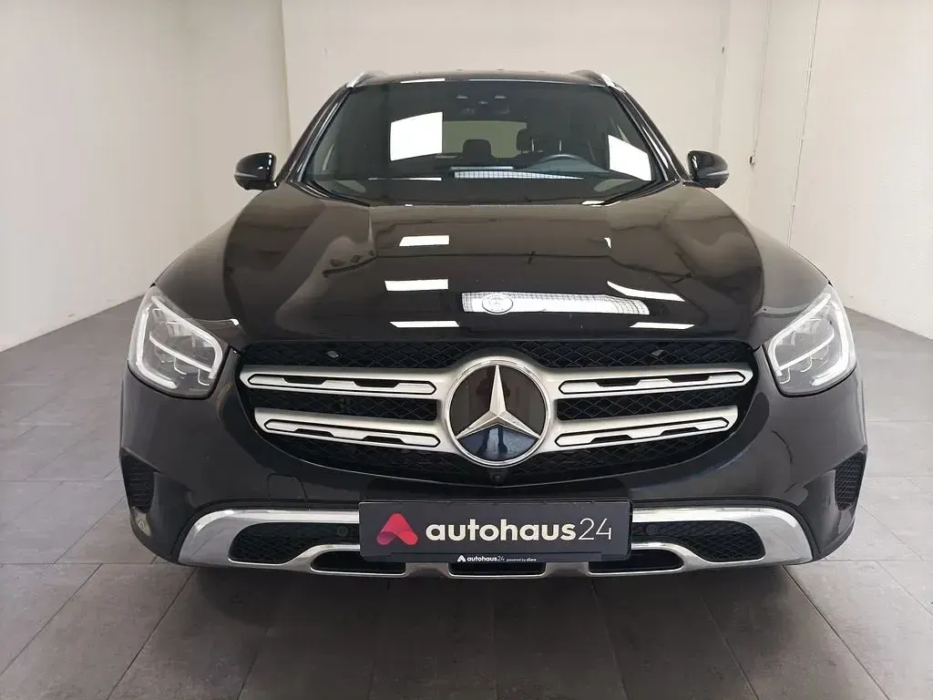 Gebraucht Mercedes GLC300 211 PS (155 kW) 2022 Schwarz SUV
