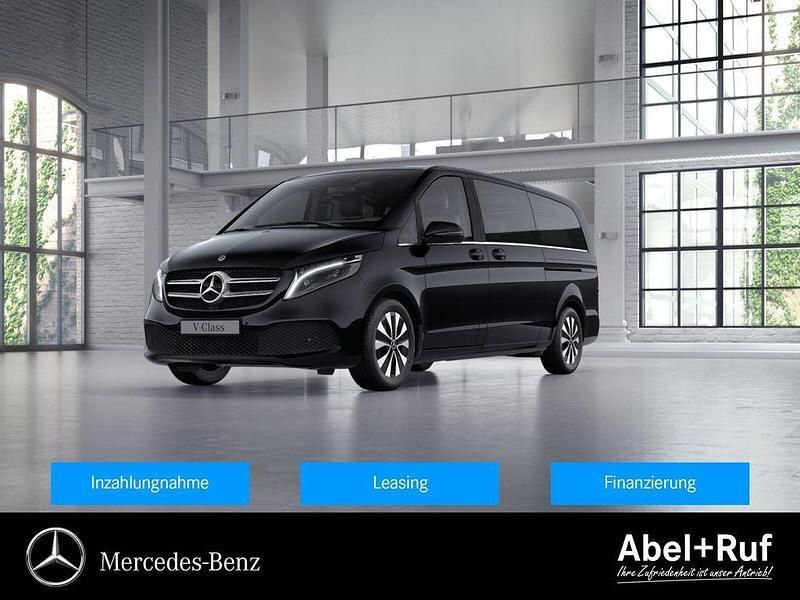 Schwarz Gebraucht 2023 Mercedes V300 Avantgarde Van / Kleinbus | 59.987 € (Guter Preis) - Bild 1/4