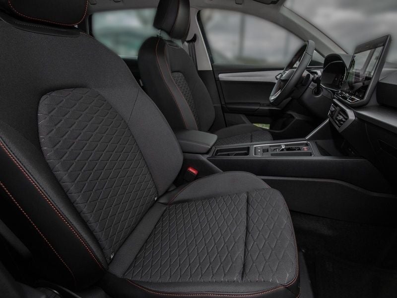 Gebraucht Seat Leon ST FR 150 PS (110 kW) 2024 Grau Kombi