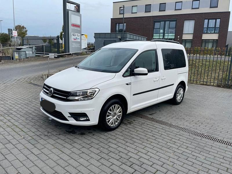 Weiß Gebraucht 2020 VW Caddy Comfortline Van / Kleinbus | 14.890 € (Fairer Preis) - Bild 1/4