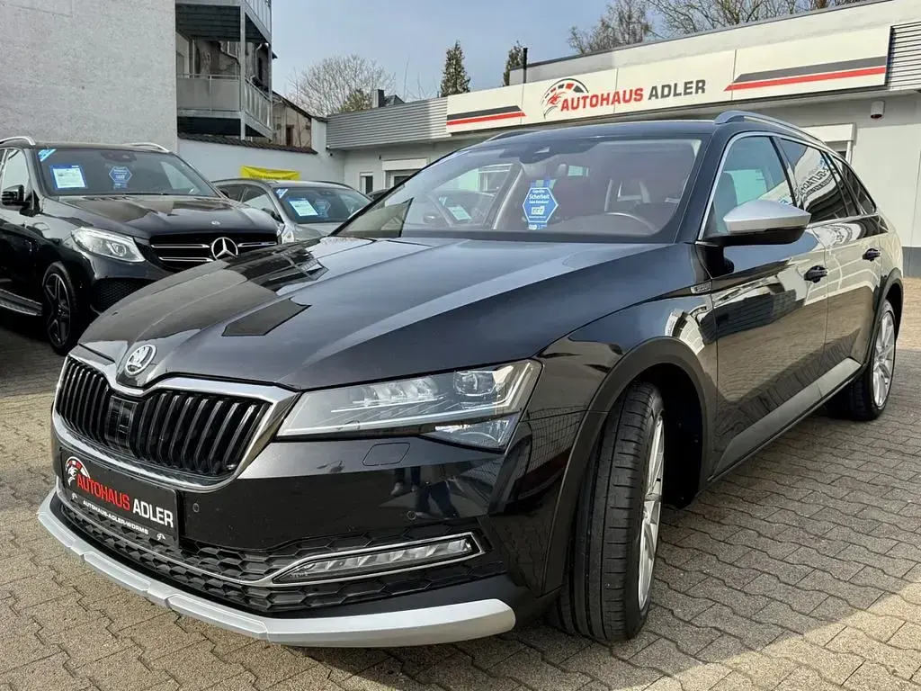 Gebraucht Skoda Superb 190 PS (139 kW) 2020 Schwarz Kombi