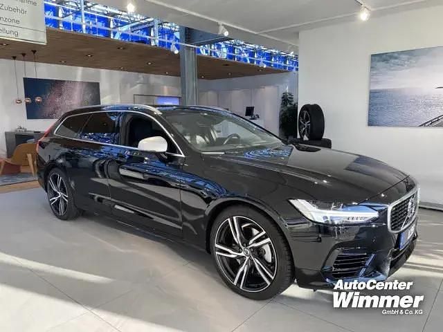 Gebraucht Volvo V90 Business Edition 392 PS (288 kW) 2020 717 onyx black metallic Kombi