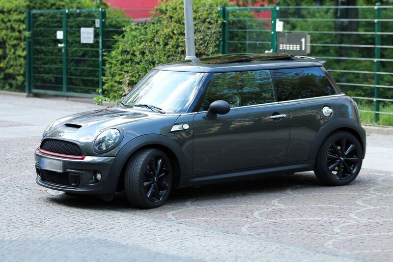 Schwarz Gebraucht 2012 Mini Cooper S Sport Kleinwagen | 12.499 € (Fairer Preis) - Bild 1/4