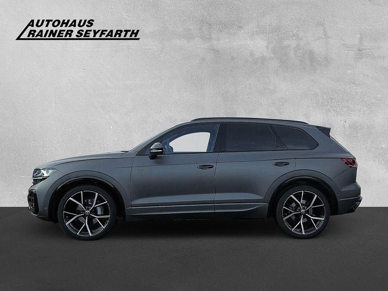 Gebraucht VW Touareg R-line 286 PS (210 kW) 2024 Grau SUV