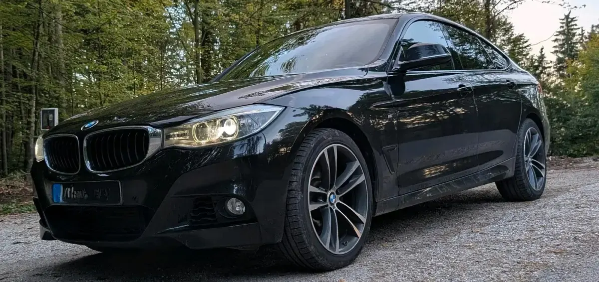 Gebraucht BMW 330 M Sport 258 PS (189 kW) 2015 Schwarz Limousine