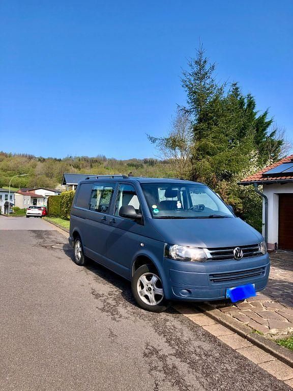 Blau Gebraucht 2011 VW T5 Van | 12.000 € (Fairer Preis) - Bild 1/4