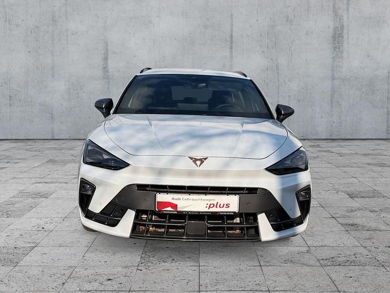 Gebraucht Cupra Leon 150 PS (110 kW) 2025 "nevada" weiss Kombi