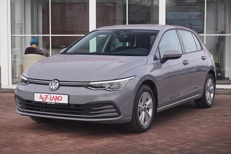 Gebraucht VW Golf VIII 110 PS (80 kW) 2020 Silber Limousine