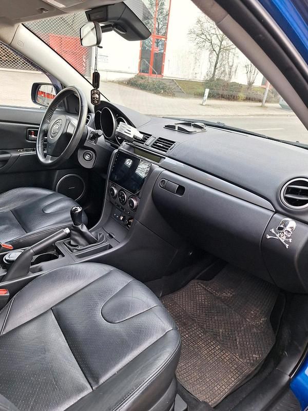 Gebraucht Mazda 3 105 PS (77 kW) 2008 Blau Kleinwagen