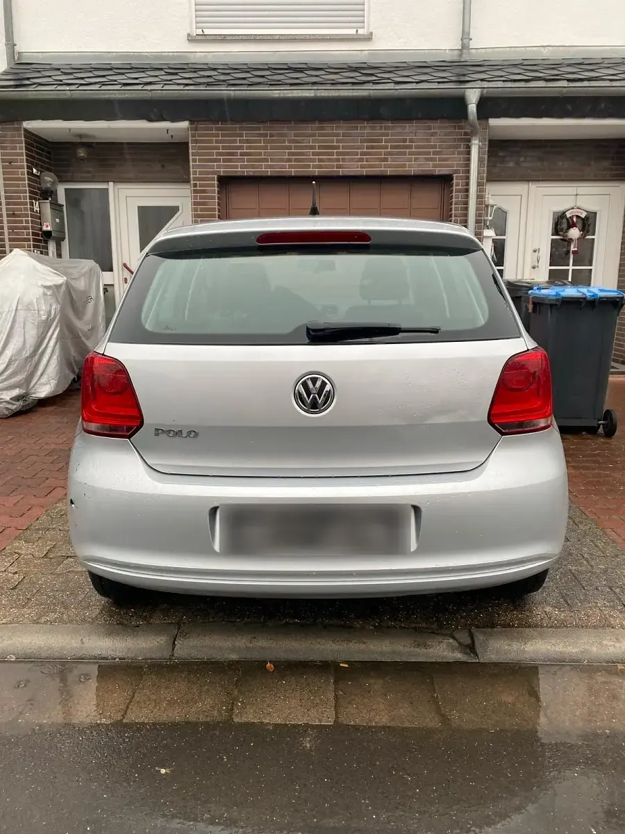 Gebraucht VW Polo 60 PS (44 kW) 2010 Silber Kleinwagen
