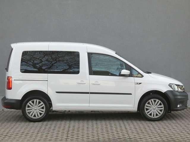 Gebraucht VW Caddy Trendline 150 PS (110 kW) 2019 Weiß Van / Kleinbus