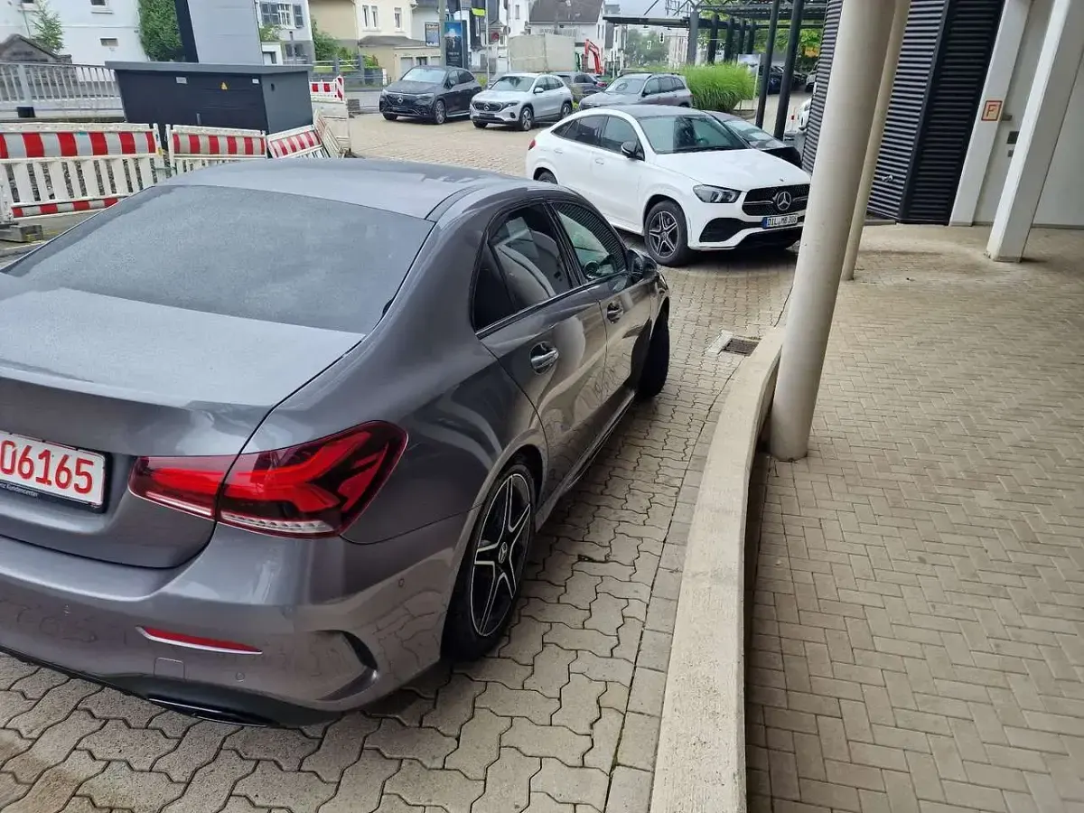 Gebraucht Mercedes A250 AMG Edition 1 224 PS (164 kW) 2022 Limousine