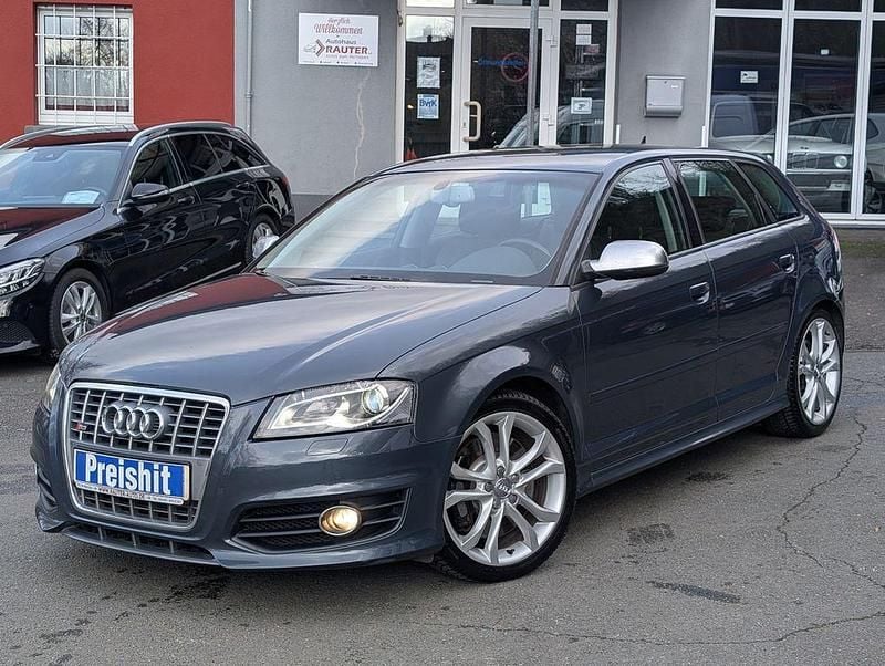 Gebraucht Audi S3 Comfort 265 PS (194 kW) 2010 Grau Kleinwagen