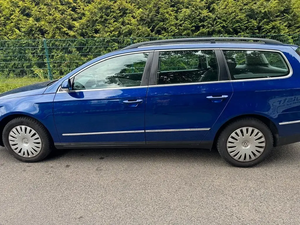 Gebraucht VW Passat Highline 122 PS (89 kW) 2008 Blau Kombi