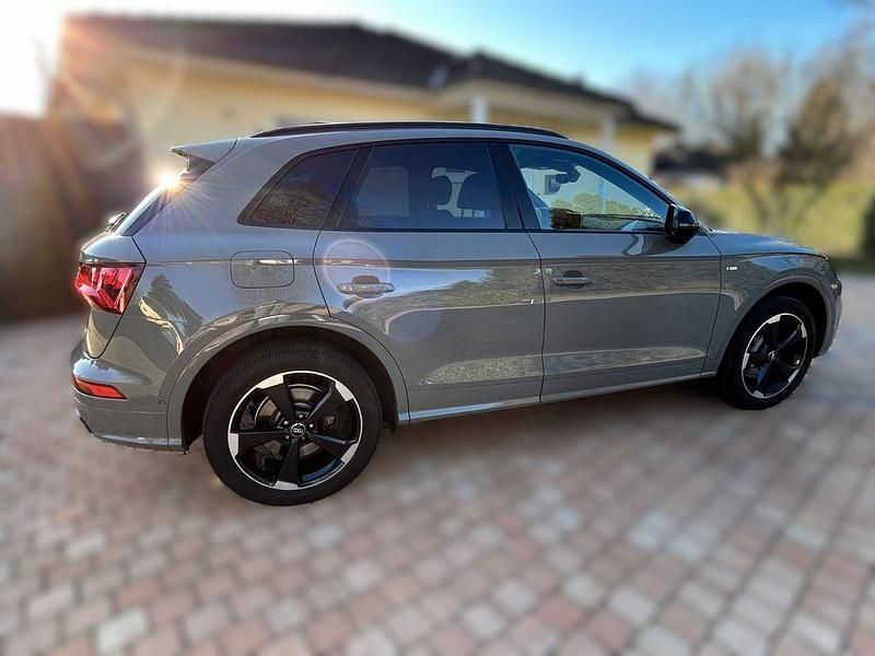 Gebraucht Audi Q5 S-Line 286 PS (210 kW) 2020 Grau SUV