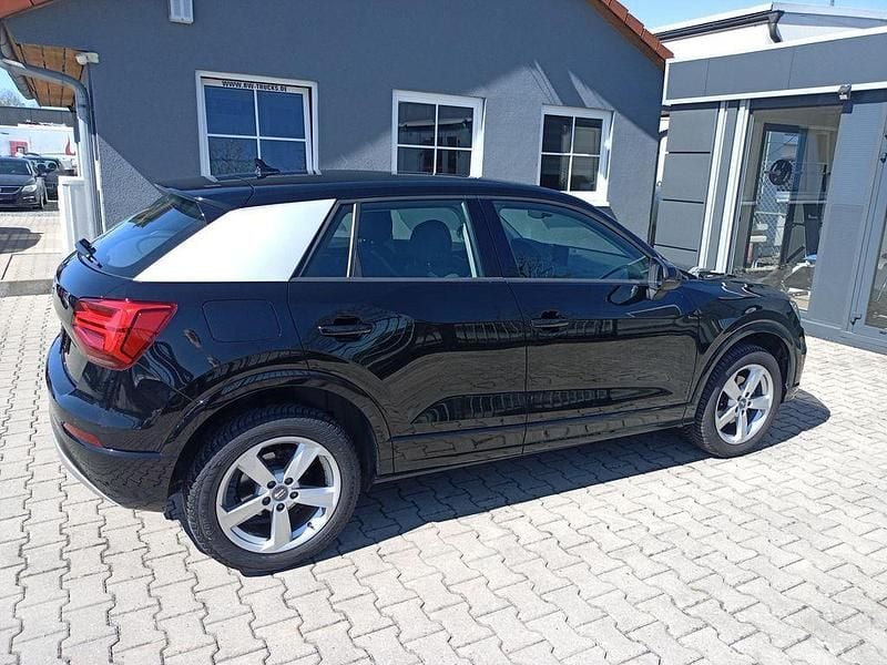 Gebraucht Audi Q2 Sport 116 PS (85 kW) 2019 Schwarz SUV