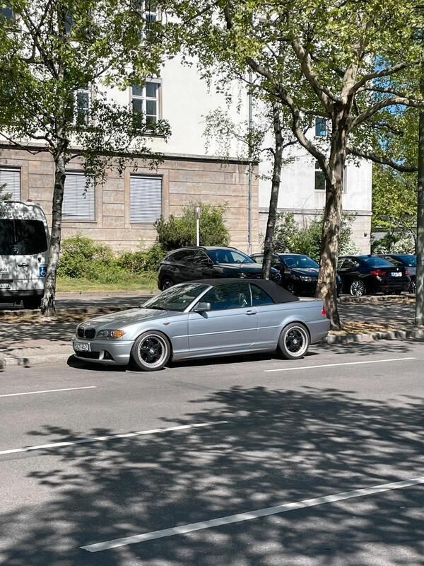 Silber Gebraucht 2004 BMW 318 Cabriolet Cabrio | 5.800 € (Guter Preis) - Bild 1/4