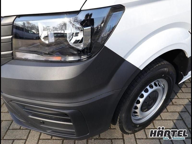 Neu VW Crafter 140 PS (102 kW) 2026 Candyweiß (white), solid Van