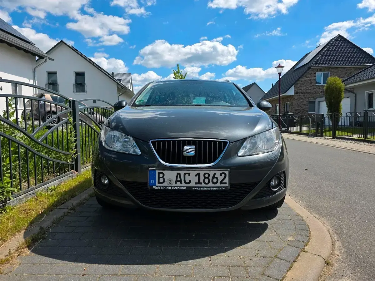 Gebraucht Seat Ibiza ST Copa 83 PS (61 kW) 2011 Grau Kombi