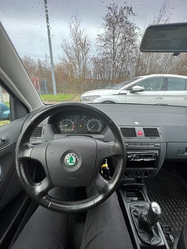 Gebraucht Skoda Fabia Elegance 116 PS (85 kW) 2007 Silber Limousine