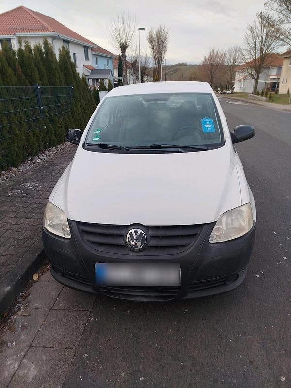 Gebraucht VW Fox 55 PS (40 kW) 2009 Weiß Kleinwagen