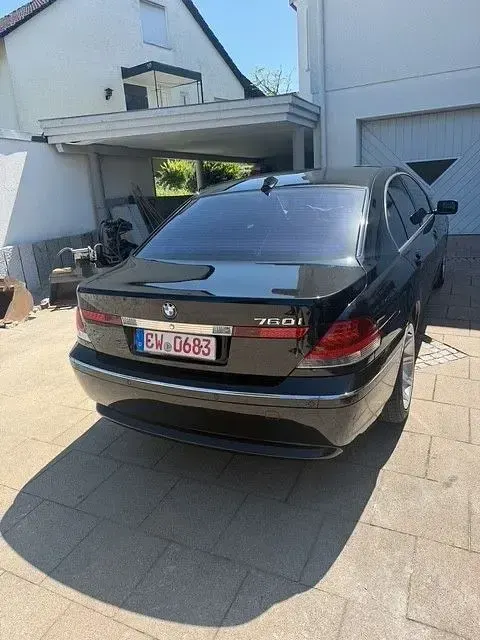 Gebraucht BMW 760 445 PS (327 kW) 2003 Schwarz Limousine