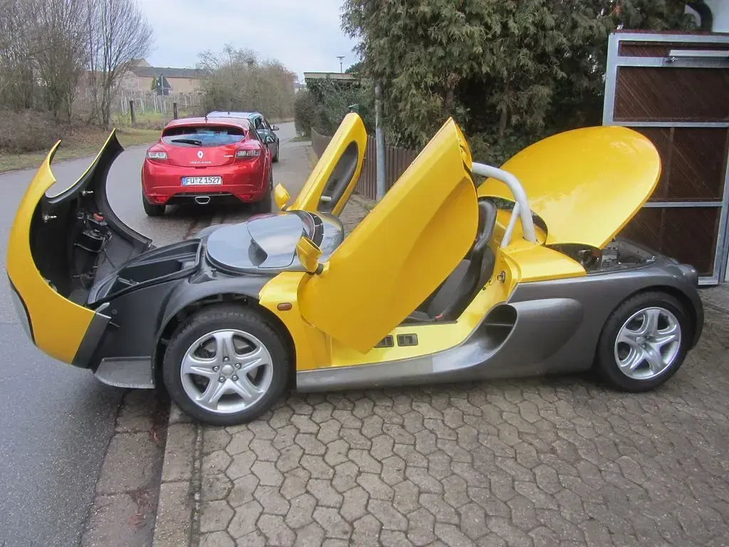 Gebraucht Renault Spider 147 PS (108 kW) 1998 Gelb Cabrio