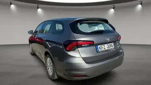 Gebraucht Fiat Tipo 95 PS (69 kW) 2020 Grau Limousine