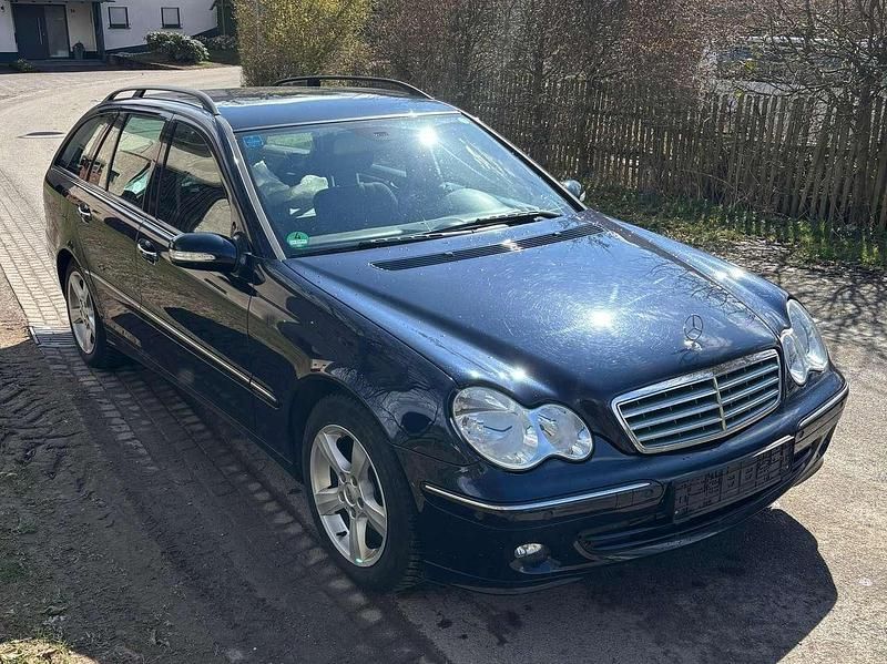 Gebraucht Mercedes 200 163 PS (119 kW) 2007 Blau Kombi