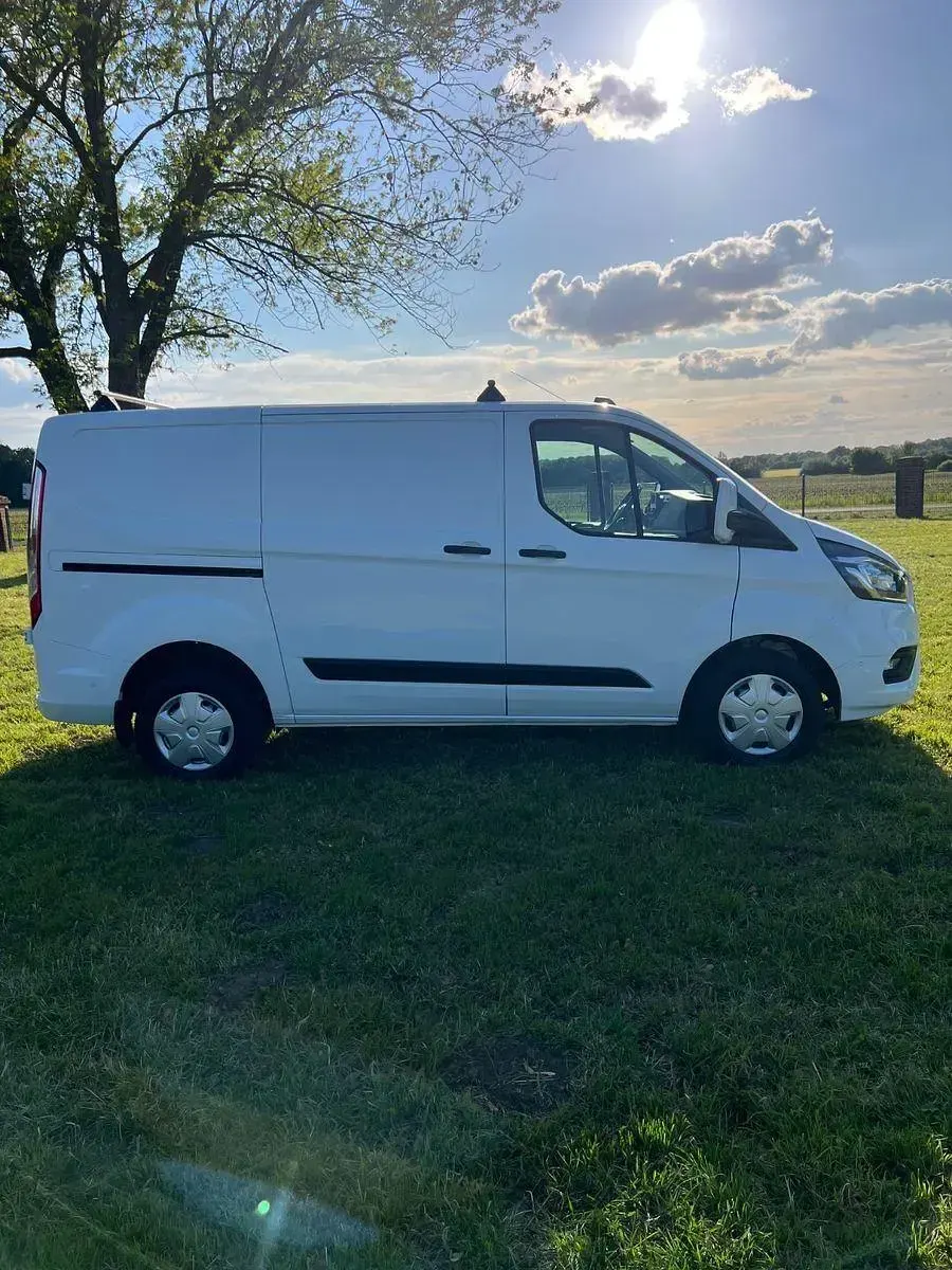 Gebraucht Ford Transit Custom 107 PS (78 kW) 2020 Weiß Van / Kleinbus