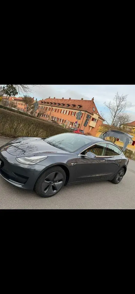Used Tesla Model 3 Standard Range Plus 239 kW (325 HP) 2020 Grey Sedan