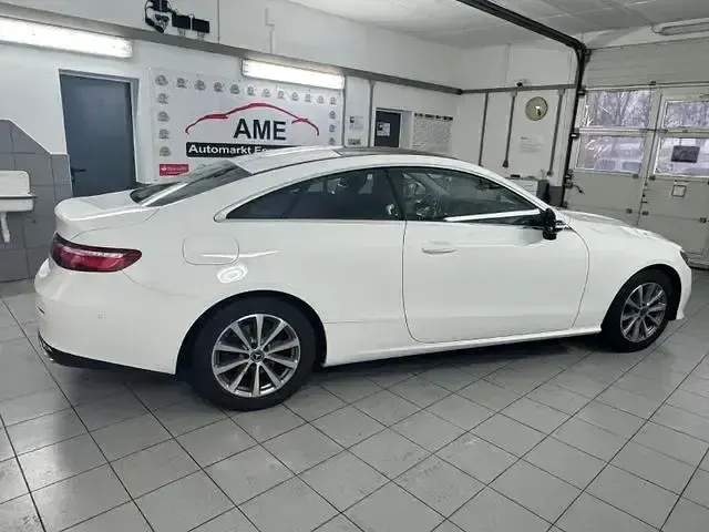 Second-hand Mercedes E200 184 CP (135 kW) 2018 Alb Coupe