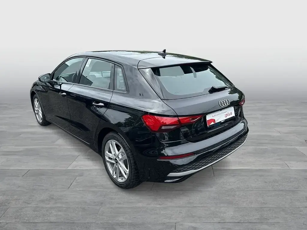 Gebraucht Audi A3 Advanced 150 PS (110 kW) 2025 Mythosschwarz metallic Limousine
