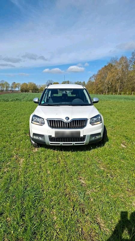 Gebraucht Skoda Yeti 105 PS (77 kW) 2014 Weiß SUV