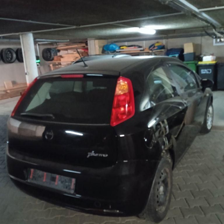 Schwarz Gebraucht 2006 Fiat Grande Punto Active Kleinwagen | 1.300 € (Fairer Preis) - Bild 1/4