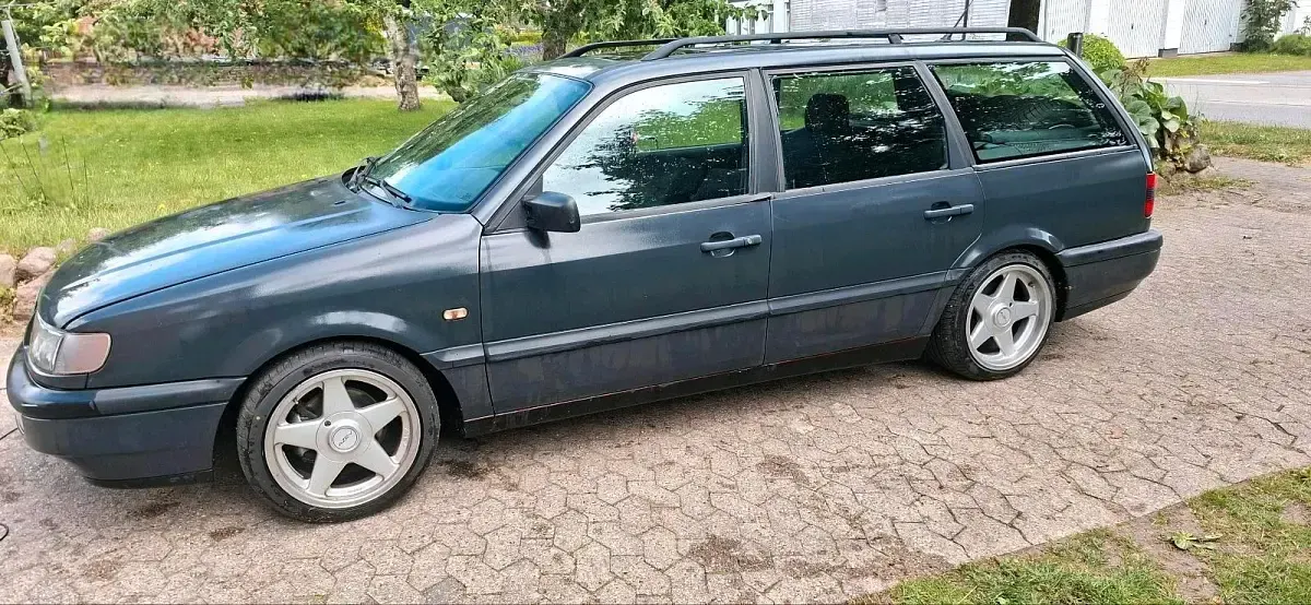Gebraucht VW Passat 90 PS (66 kW) 1996 Grau Kombi